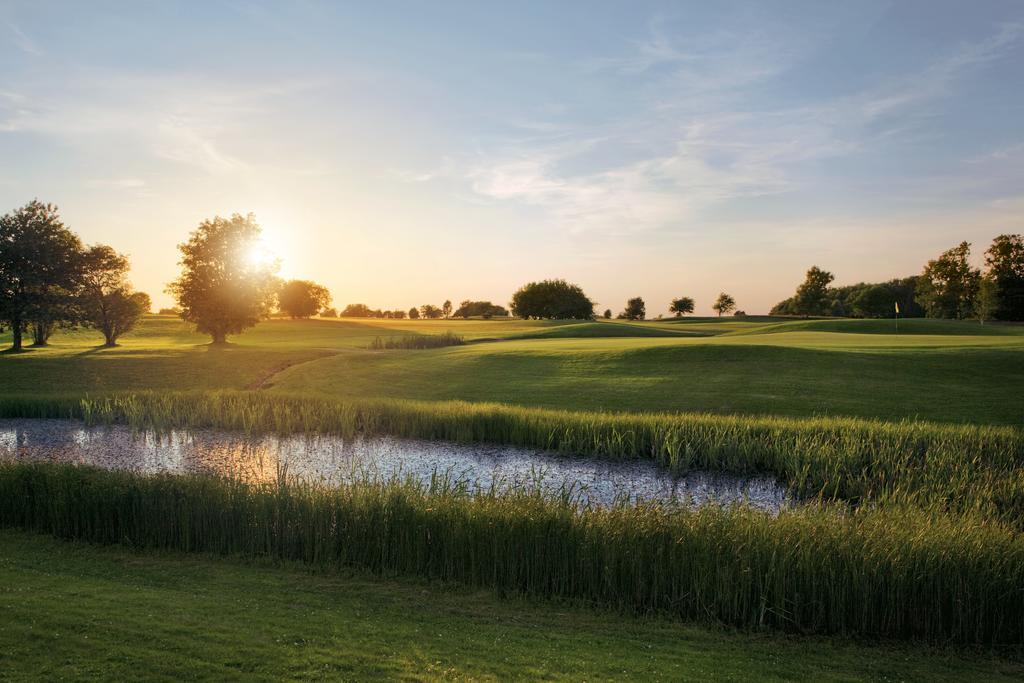 Bjaere Golfklubb Hotel & Lodge Bastad Ngoại thất bức ảnh